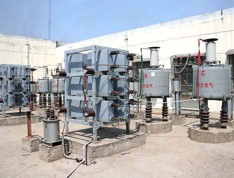 高壓動態(tài)無功補償裝置1 高壓動態(tài)無功補償裝置1